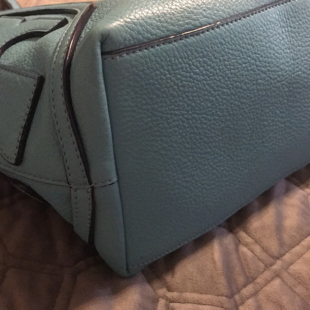 Tory Burch All-T EastWest Tote &Continental Wallet - Picture 6 of 8